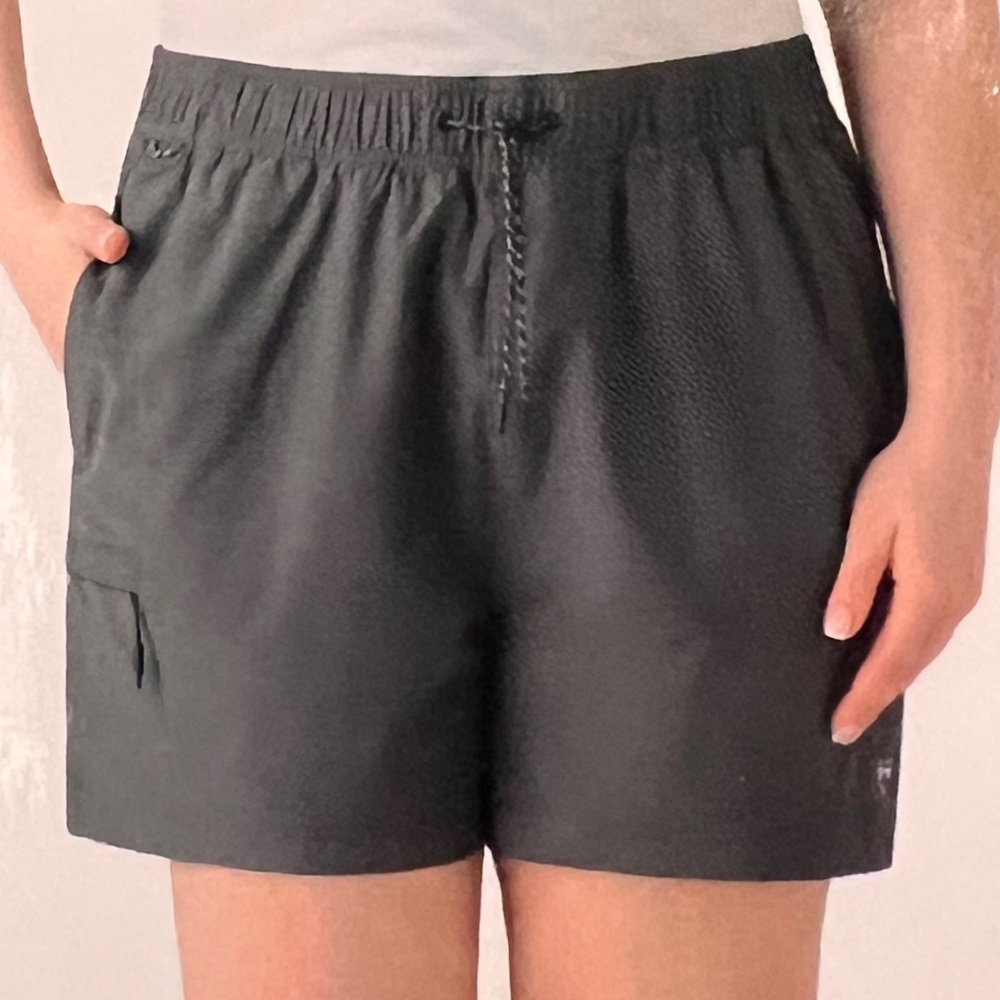 NWT Voyager Women’s Short